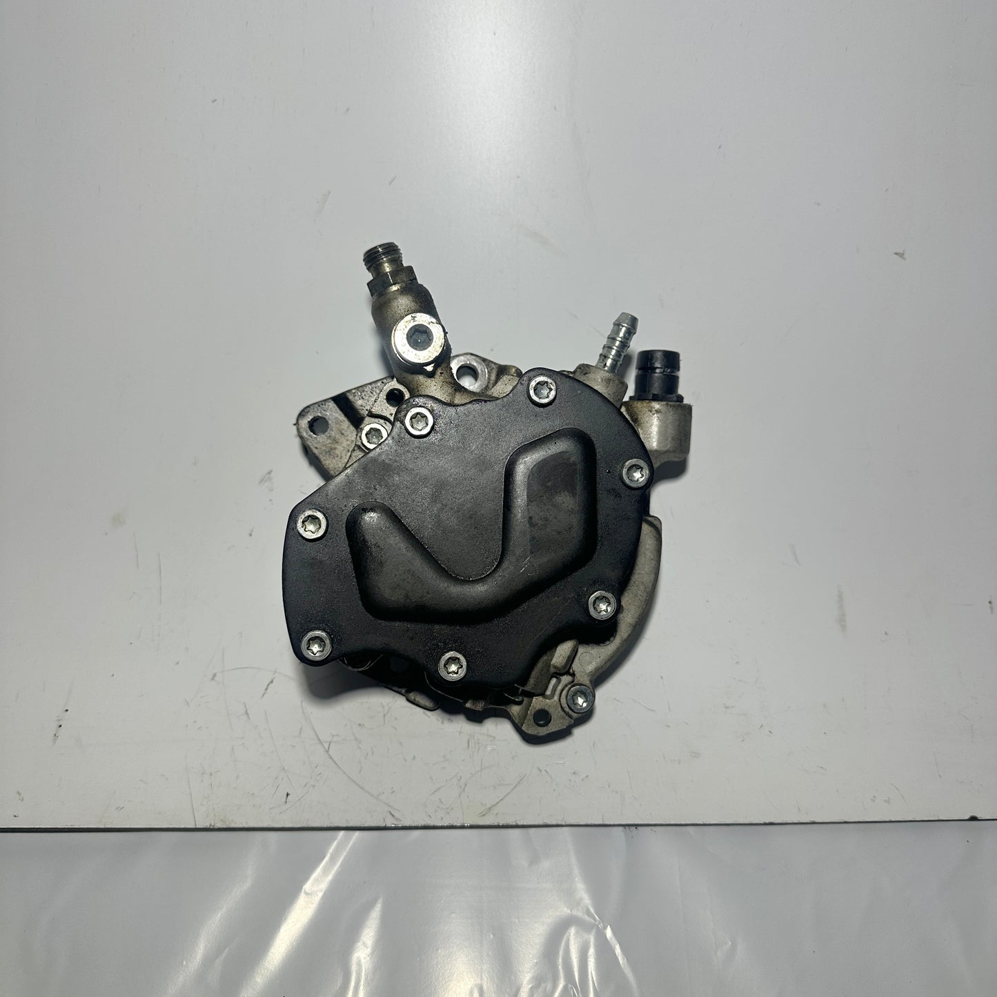 VW T5 Touareg Kraftstoffpumpe original 070145209J