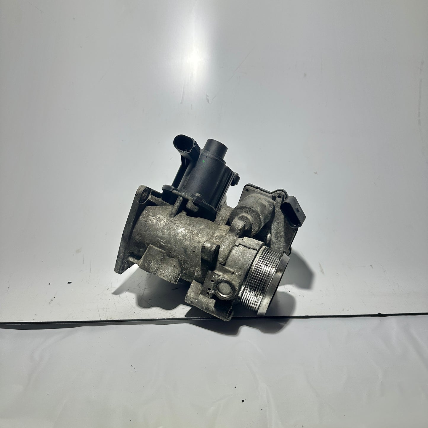 VW T5 Touareg Crafter AGR-Ventil original 076131501B
