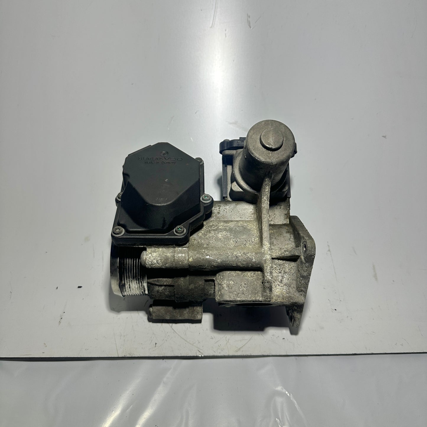 VW T5 Touareg Crafter AGR-Ventil original 076131501B