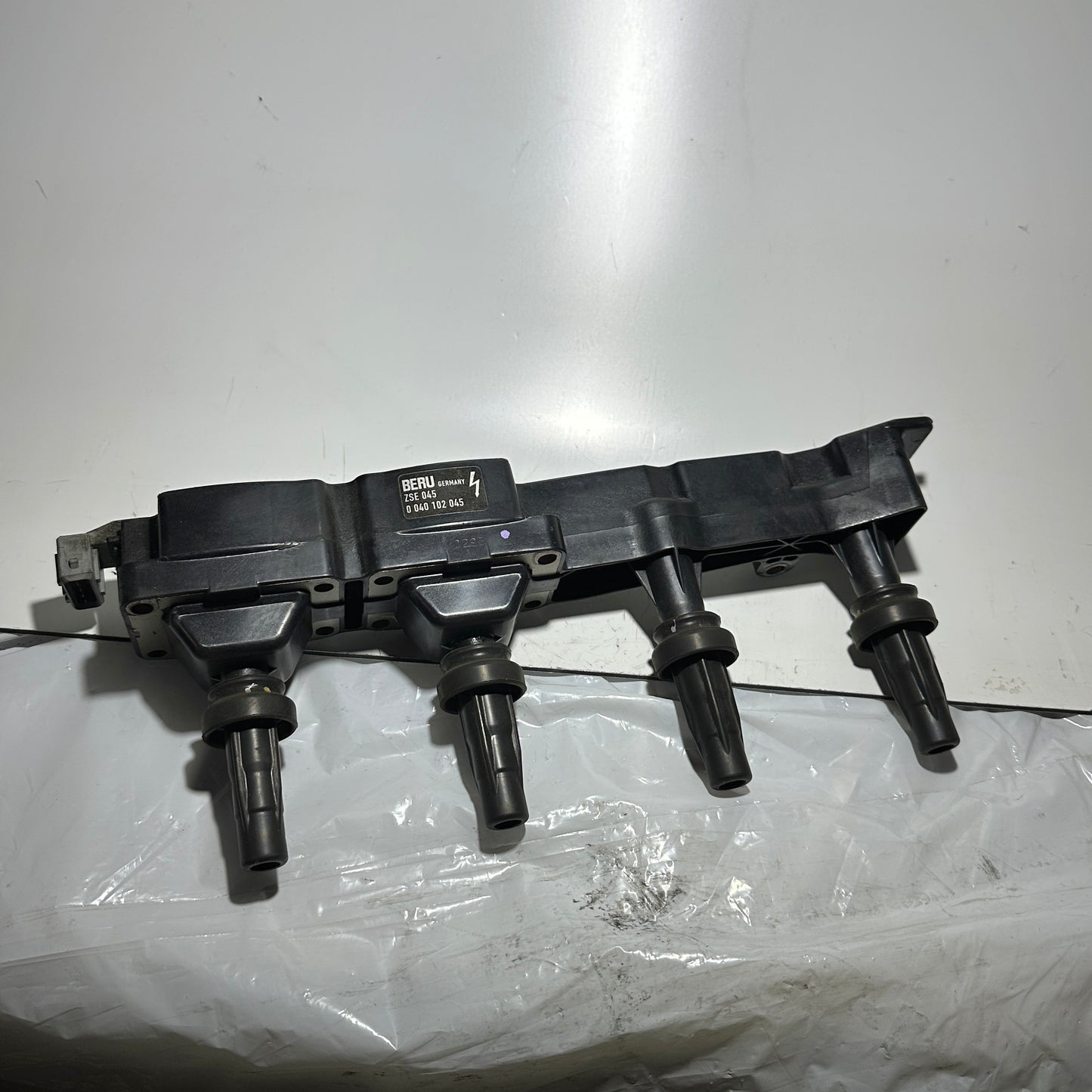 Citroen Peugeot Zündspule 0040102045