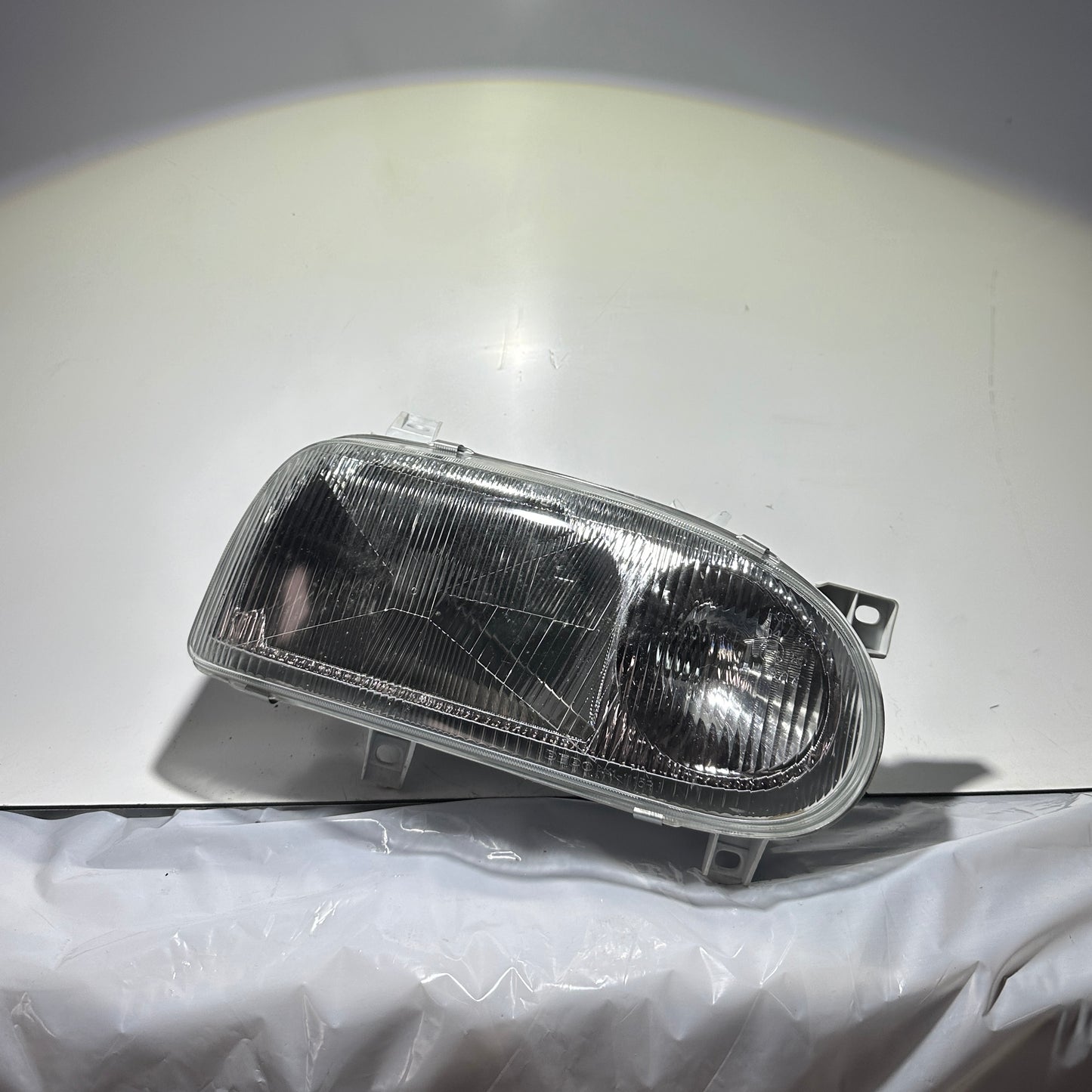 VW Golf 3 GTI/GT Scheinwerfer rechts 1H6 941 018 AF NEUTEILE!