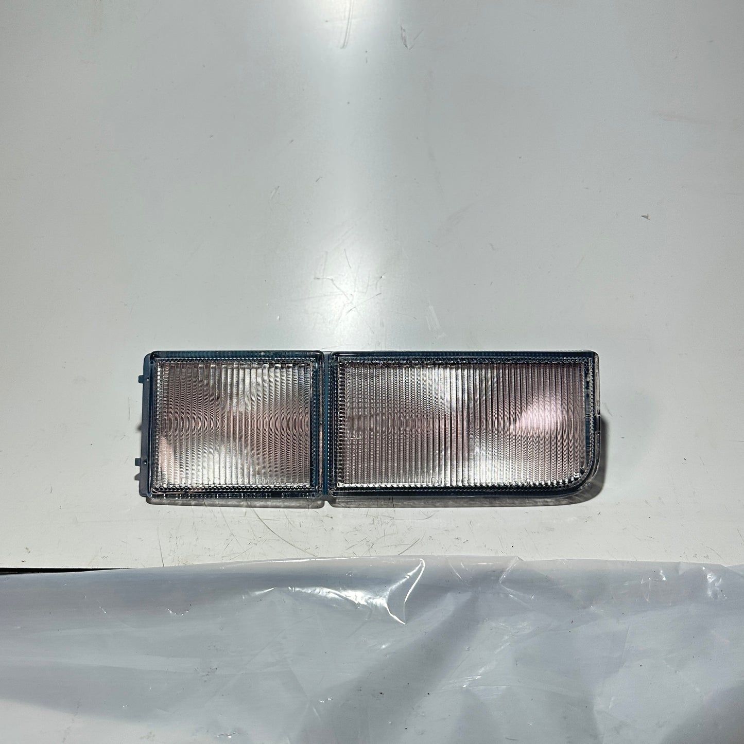 VW Passat B3/B4 Blende, Nebelscheinwerfer rechts 3A0 941 778 NEUTEIL!