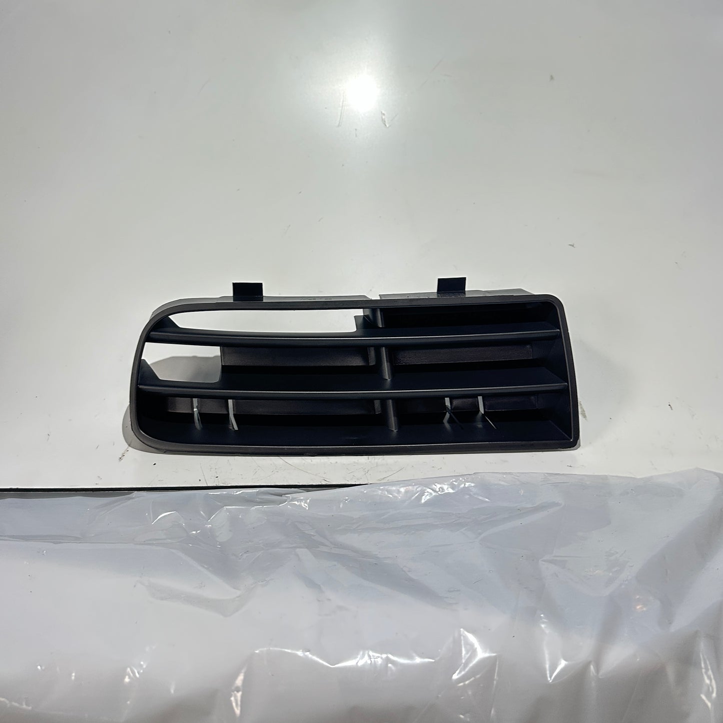 VW Golf 4 Lüftungsgitter vorne links 1J0853665CB41 NEUTEIL!