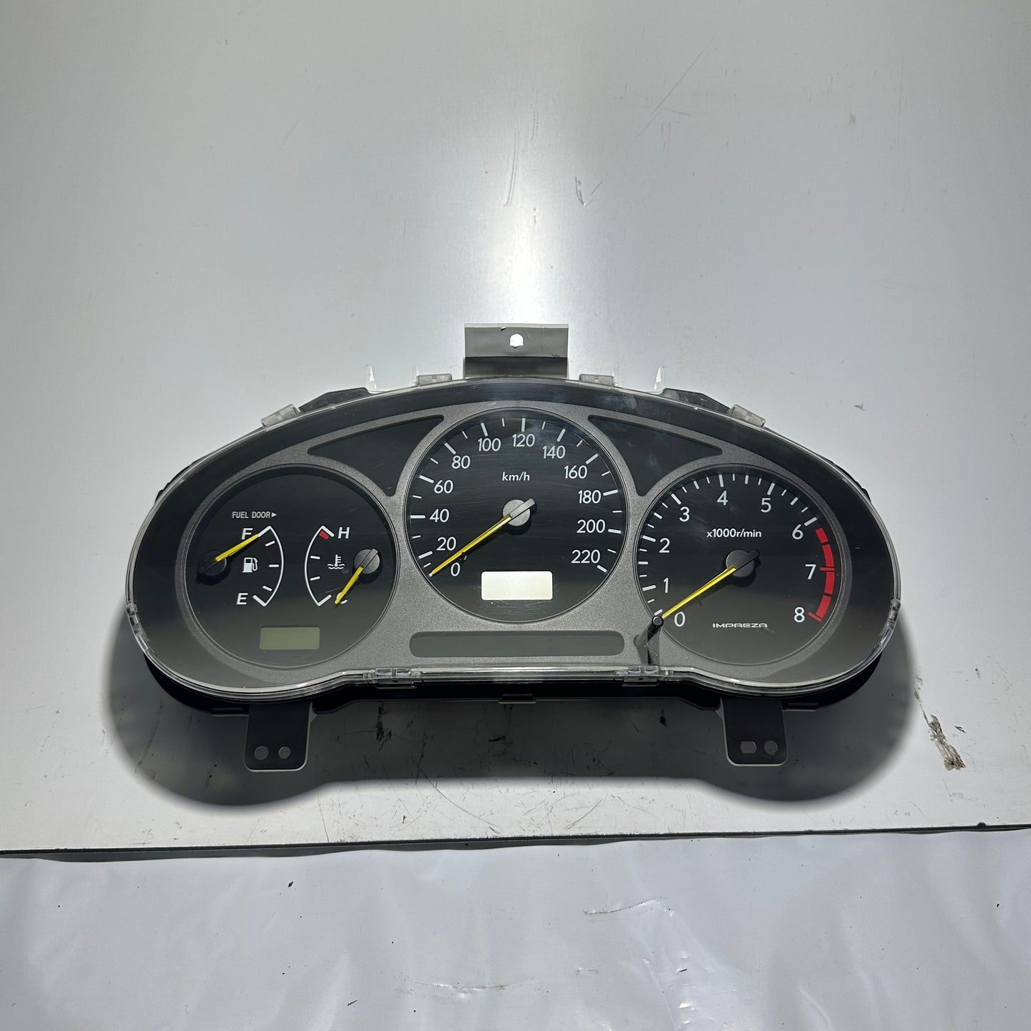 Subaru Impreza 2 Tachometer original 85012FE35