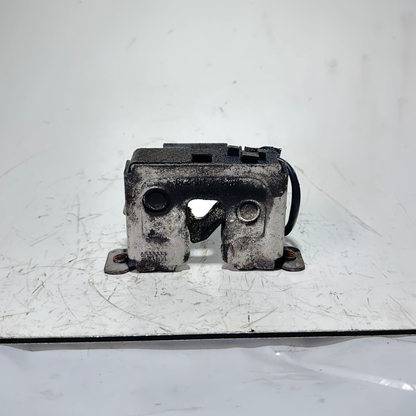 BMW Motorhaubenschloss original 51237115229