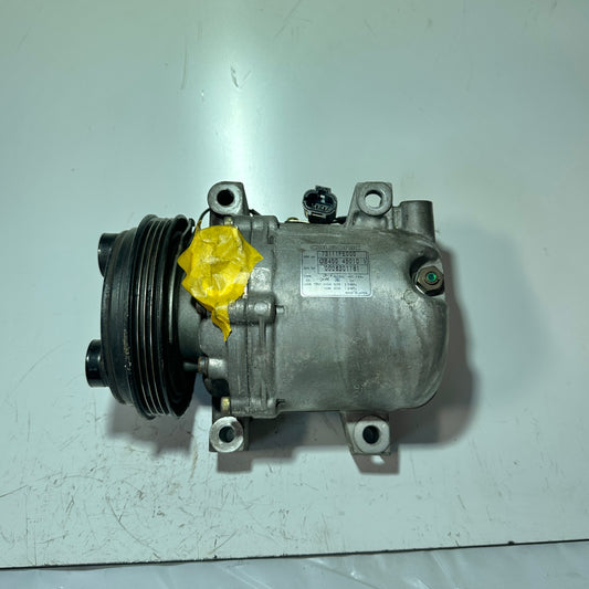 Subaru Impreza 2 Klimakompressor original 73111FE000