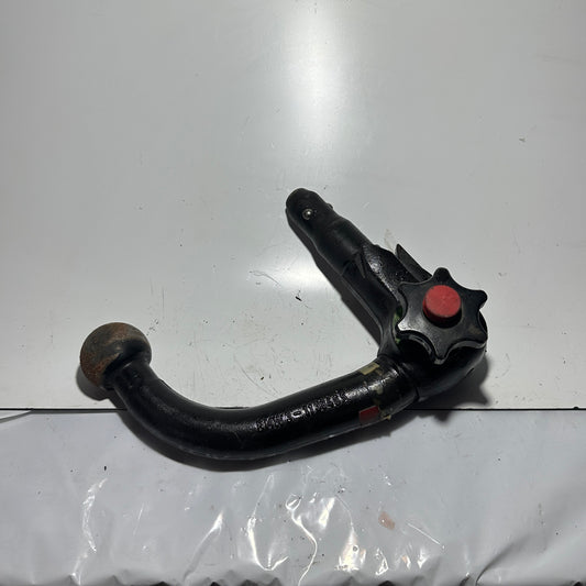 BMW E36 Haken Anhängekupplung 1138465