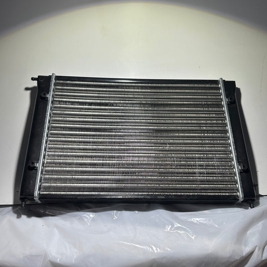 VW Kühler Motorkühler NEUTEIL! 58002040
