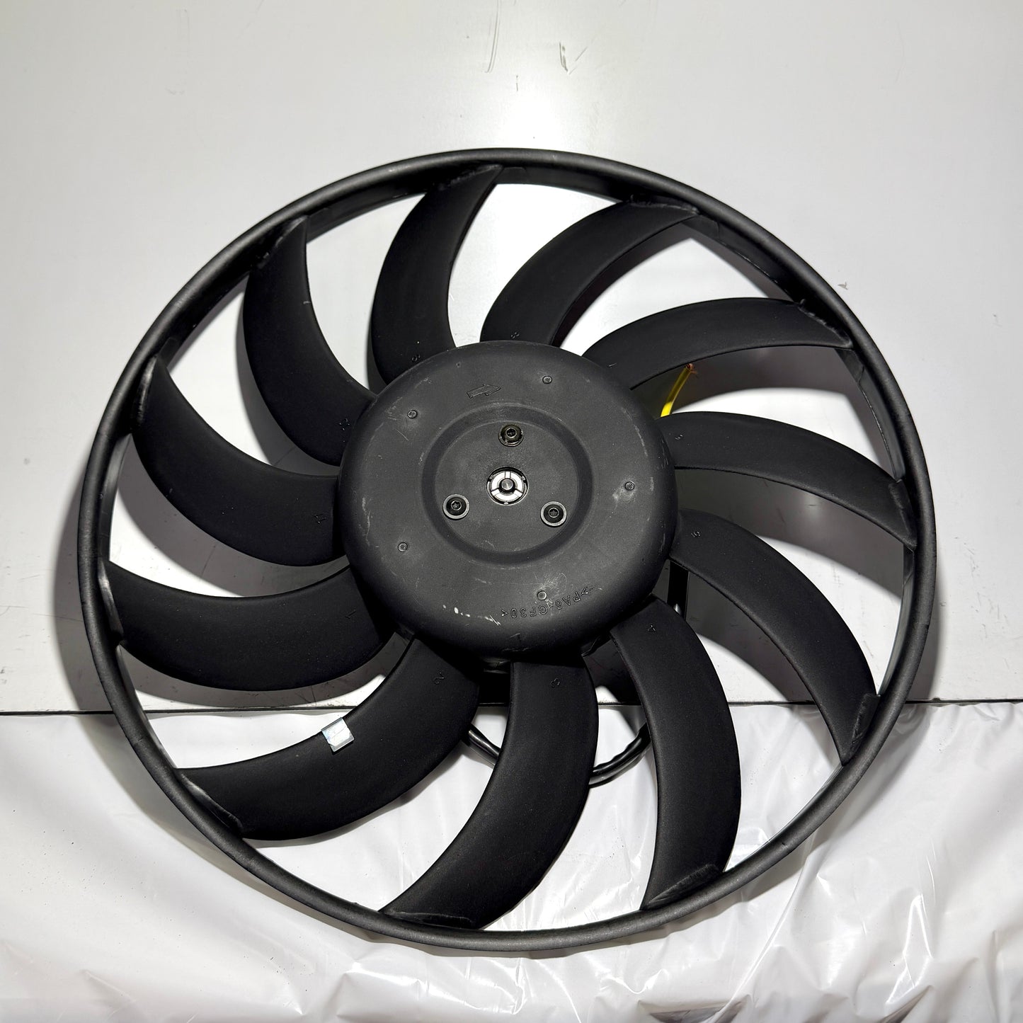 Audi A6 C5/C6 Lüfter 4F0959455 NEUTEIL!