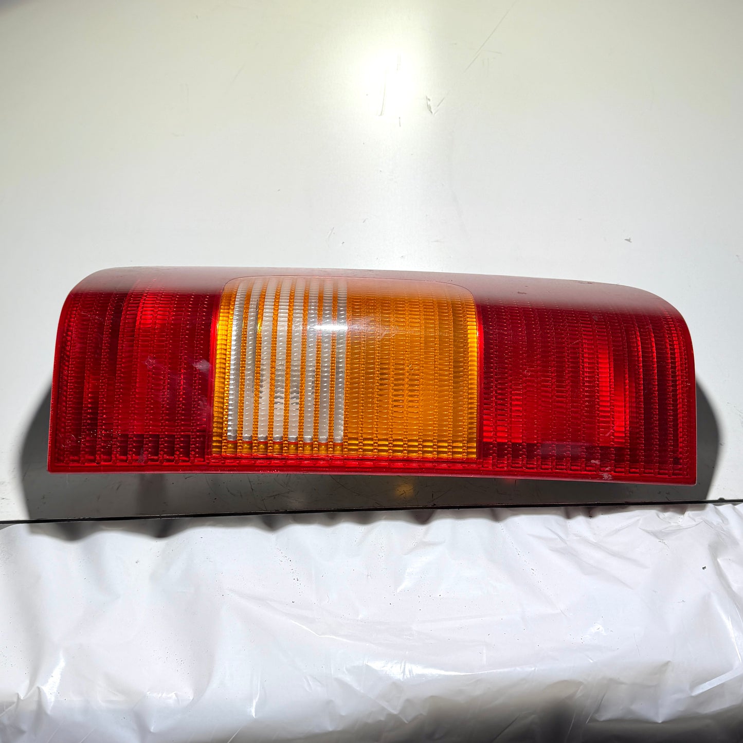 VW LT Rückleuchte links 2D0945112C