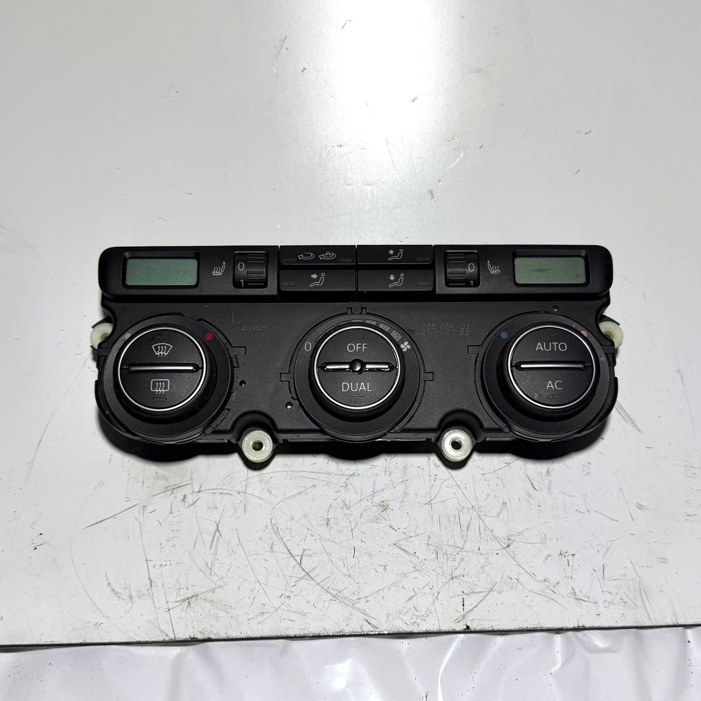 Volkswagen Steuergerät Klimaanlage 1K0907044DA JUT234978